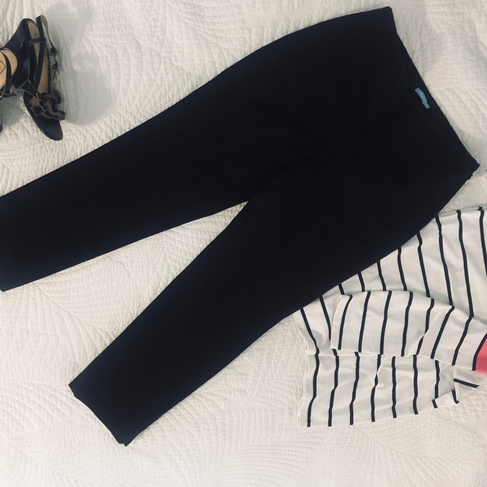 Classic J. McLaughlin Side Zip Cropped Pants